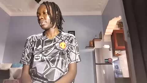 Snapshot of mouthymiss chatting on 03.12.25 Mouthymiss online show from 03.12.25