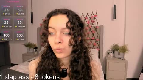 Snapshot of movessa chatting on 03.10.26 Luna online show from 03.10.26