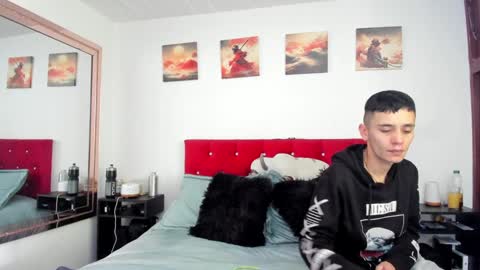 Snapshot of mr_andresr chatting on 12.16.24 Andy online show from 12.16.24