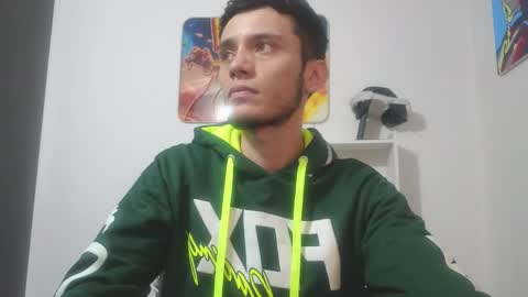 Snapshot of mr_andresr chatting on 04.16.26 Andy online show from 04.16.26