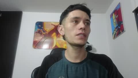 Snapshot of mr_andresr chatting on 04.30.26 Andy online show from 04.30.26