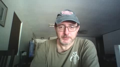 Snapshot of mr_anonymous57 chatting on 04.17.26 MrAnonymou57 online show from 04.17.26