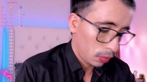 Aaron. online show from 09.25.25