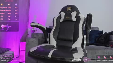 Snapshot of mr_david_cox chatting on 12.22.24 David online show from 12.22.24