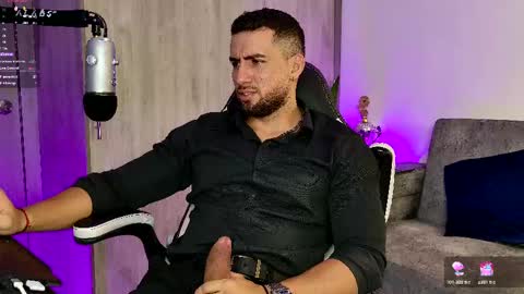 Snapshot of mr_david_cox chatting on 02.16.25 David online show from 02.16.25