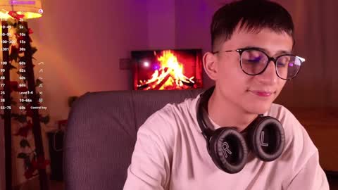 Snapshot of mr_evan1 chatting on 12.14.24 Mr Evans online show from 12.14.24