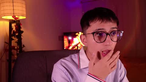 Snapshot of mr_evan1 chatting on 12.16.24 Mr Evans online show from 12.16.24