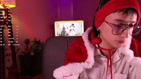 Snapshot of mr_evan1 chatting on 12.24.24 Mr Evans online show from 12.24.24