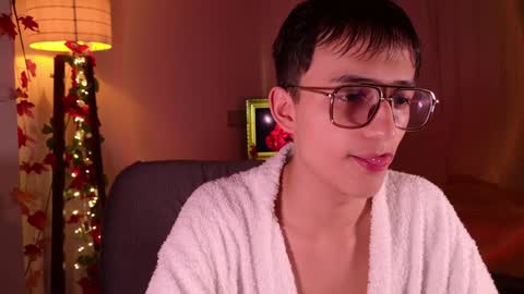 Snapshot of mr_evan1 chatting on 01.04.25 Mr Evans online show from 01.04.25