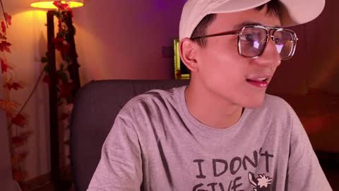 Snapshot of mr_evan1 chatting on 01.05.25 Mr Evans online show from 01.05.25