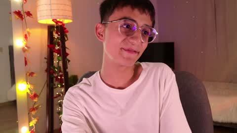 Snapshot of mr_evan1 chatting on 01.24.25 Mr Evans online show from 01.24.25