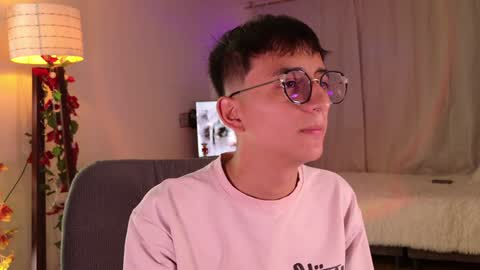 Snapshot of mr_evan1 chatting on 01.29.25 Mr Evans online show from 01.29.25