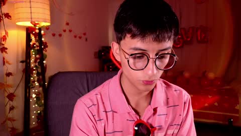 Snapshot of mr_evan1 chatting on 02.05.25 Mr Evans online show from 02.05.25