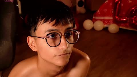 Snapshot of mr_evan1 chatting on 02.06.25 Mr Evans online show from 02.06.25