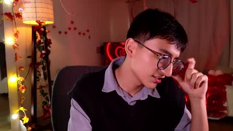 Snapshot of mr_evan1 chatting on 02.15.25 Mr Evans online show from 02.15.25