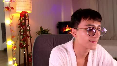 Snapshot of mr_evan1 chatting on 02.24.25 Mr Evans online show from 02.24.25