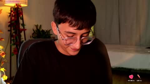 Snapshot of mr_evan1 chatting on 03.12.25 Mr Evans online show from 03.12.25