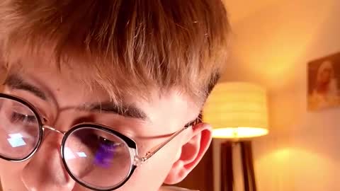 Snapshot of mr_evan1 chatting on 10.03.25 Mr Evans online show from 10.03.25