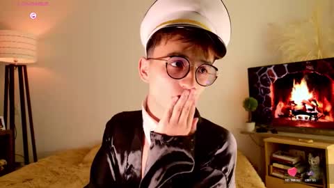 Mr Evans online show from 11.08.25