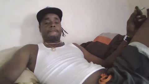 Snapshot of mr_hooked chatting on 09.12.25 mr hooked online show from 09.12.25