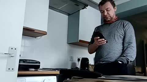 mr_i_ online show from 02.09.25