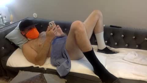 Snapshot of mr_little_1 chatting on 05.14.26 property of ....... online show from 05.14.26