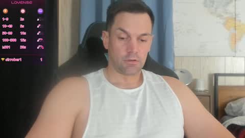 Snapshot of mr_mac69 chatting on 02.19.25 Cam online show from 02.19.25