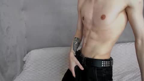 Snapshot of mr_makentoshi chatting on 09.15.25 Makentoshi online show from 09.15.25