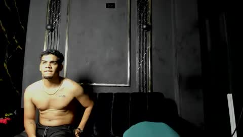 mr_maximo online show from 11.17.25