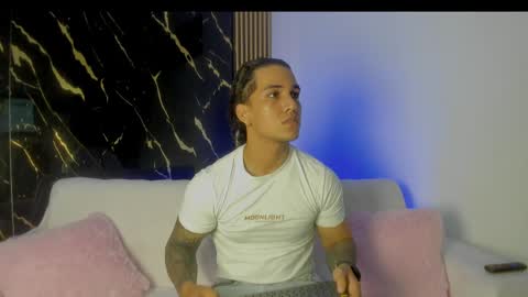 mr_maximo online show from 04.20.26