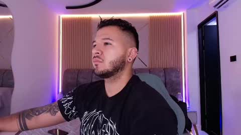 MIKEE online show from 05.03.26