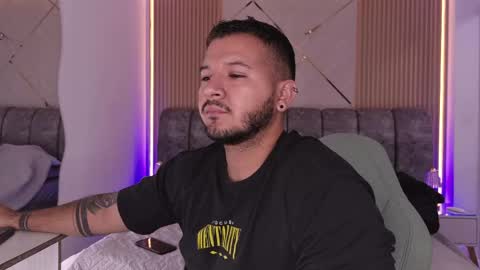 MIKEE online show from 06.04.26