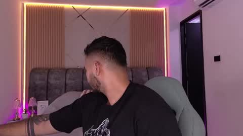 MIKEE online show from 06.25.26