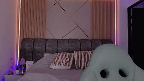MIKEE online show from 06.26.26