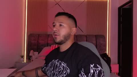 MIKEE online show from 08.01.26