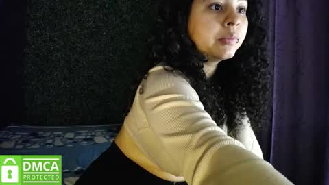 Snapshot of mr_mrscurie chatting on 01.06.26 Mr Mrs Curie online show from 01.06.26