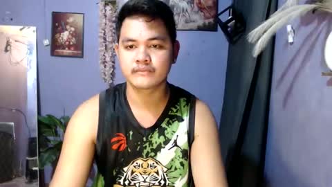 Snapshot of mr_olivercummerx chatting on 04.06.26 mr_olivercummerx online show from 04.06.26