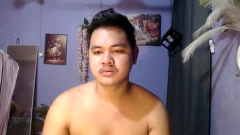Snapshot of mr_olivercummerx chatting on 04.12.26 mr_olivercummerx online show from 04.12.26