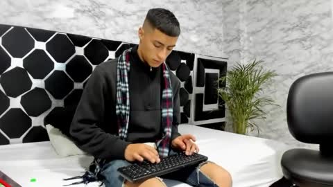 Mr Porn  online show from 04.12.26
