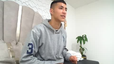 Mr Porn  online show from 04.16.26
