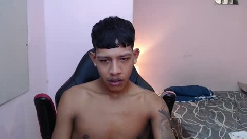 Snapshot of mr_stiven_ chatting on 01.04.25 mr_stiven_ online show from 01.04.25