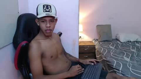 Snapshot of mr_stiven_ chatting on 01.07.25 mr_stiven_ online show from 01.07.25