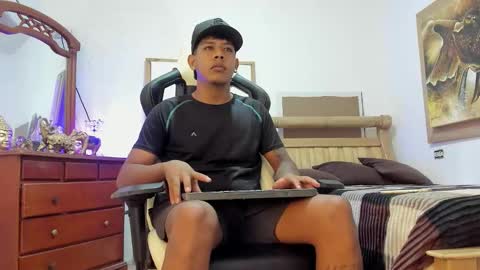 mr_stiven_ online show from 03.15.26