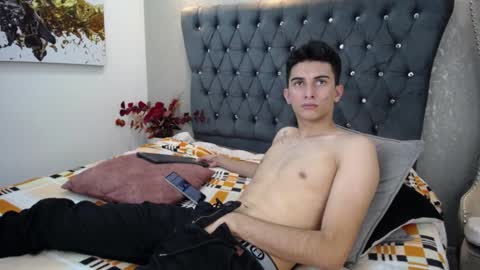 Snapshot of mr_williseo chatting on 01.19.25 williseo online show from 01.19.25