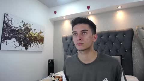 Snapshot of mr_williseo chatting on 03.02.25 williseo online show from 03.02.25