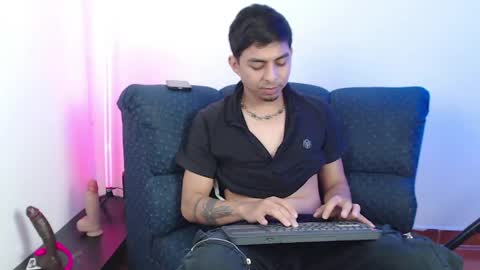 Alpha LATINO online show from 04.25.26