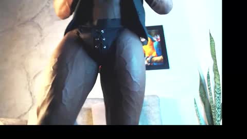 Snapshot of mrbyronstallion chatting on 09.20.25 byron online show from 09.20.25