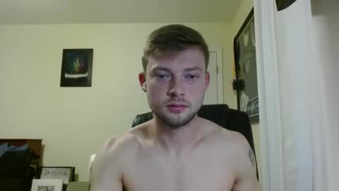 Snapshot of mrcoolguy68 chatting on 12.04.24 mrcoolguy68 online show from 12.04.24