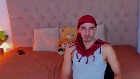 mr disan online show from 11.18.25