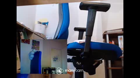 Snapshot of mrduplo1975 chatting on 06.22.26 MrJohnsen1975 online show from 06.22.26